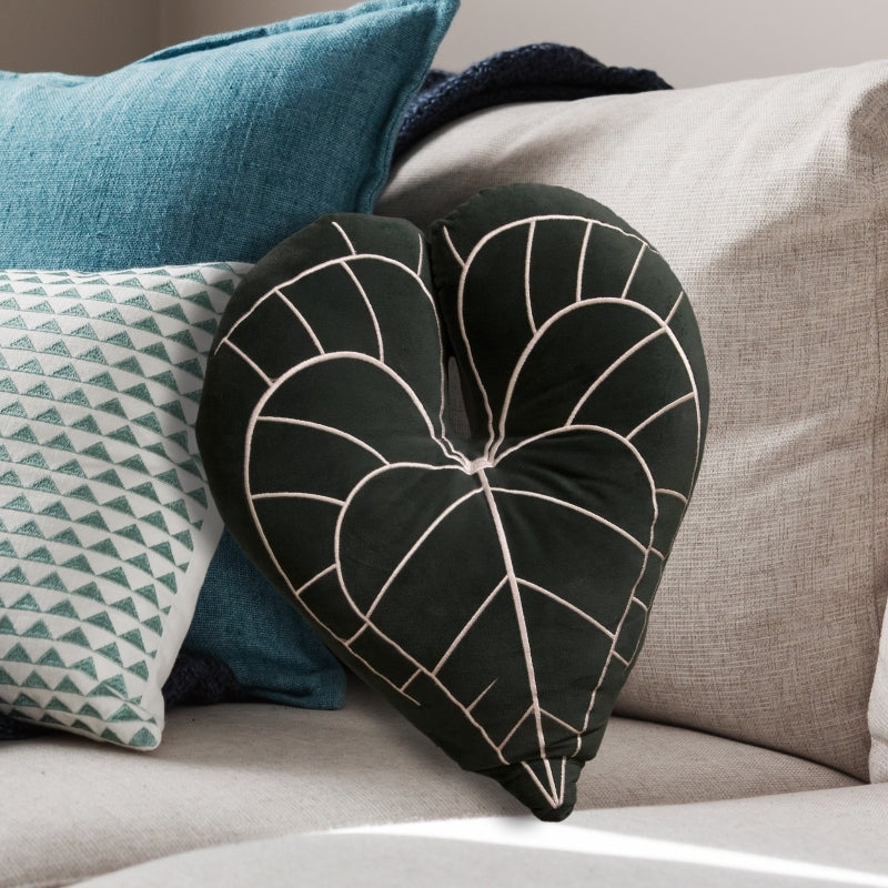 PLANT CUSHION ALOCASIA CLARINERVIUM SP-061404 (SF)