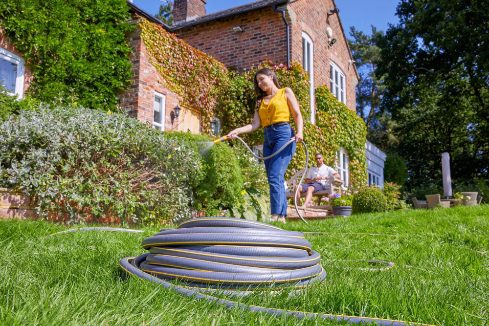 HOZELOCK 7930 TRICOFLEX ULTRAMAX HOSE SILVER 30M