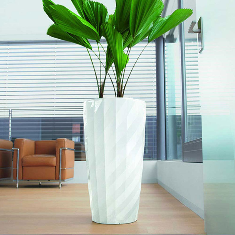 Leizisure ZS-3501 Self-Watering Pot - Lifestyle 2